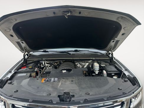Used 2018 Chevrolet Tahoe Premier RWD image 32