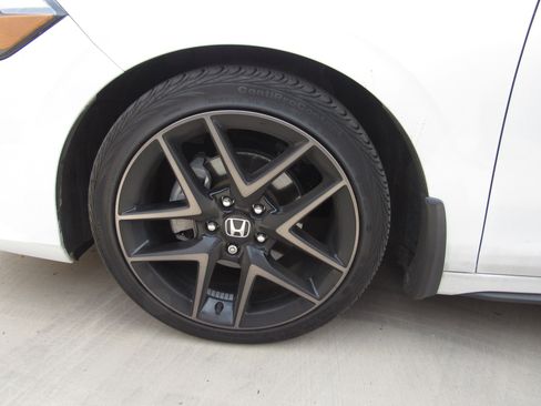 Used 2024 Honda Civic Sport Touring image 5