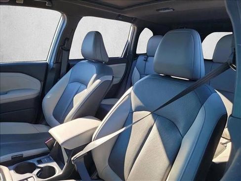 Used 2025 Subaru Forester Limited image 13