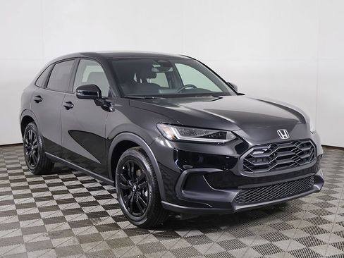 Certified 2026 Honda HR-V Sport image 2