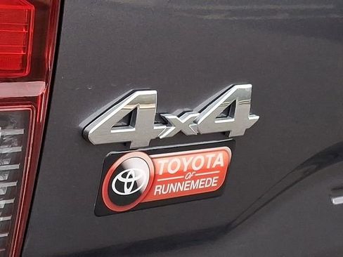 Used 2023 Toyota Tacoma SR5 w/ Technology Package image 30