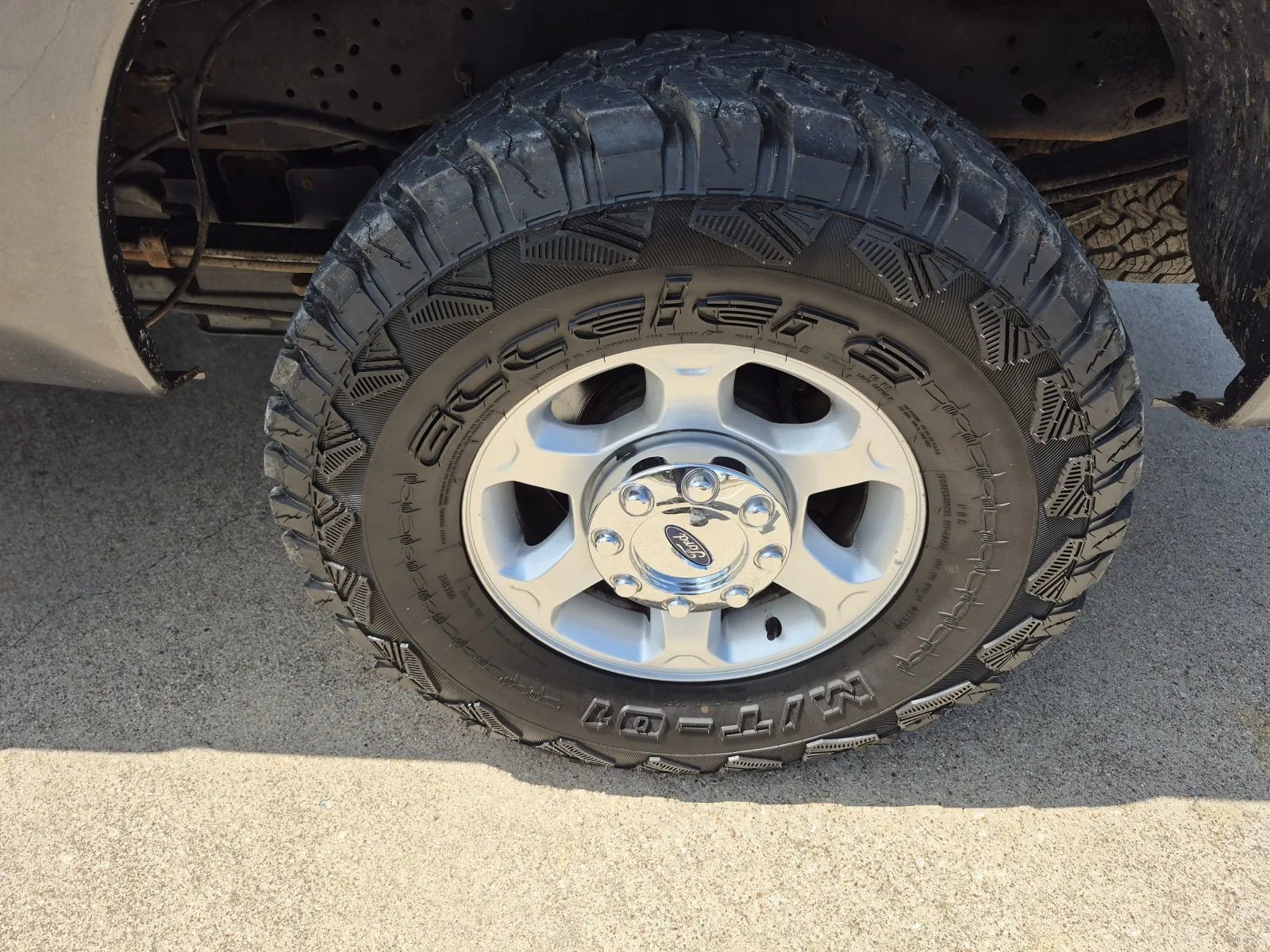 Used 2016 Ford F250 XLT AWD/4WD image 10