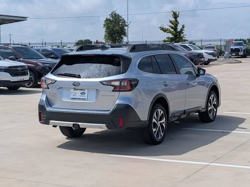 Used 2020 Subaru Outback Limited AWD/4WD image 5