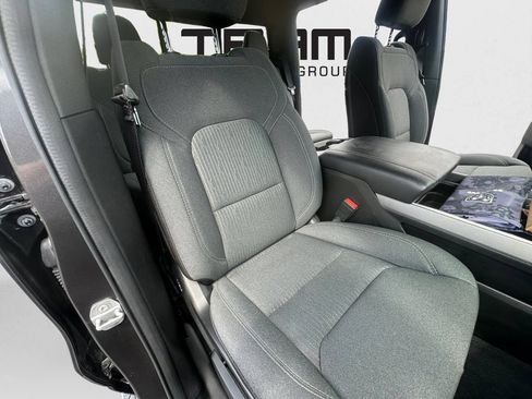Used 2022 RAM 1500 Big Horn RWD image 25