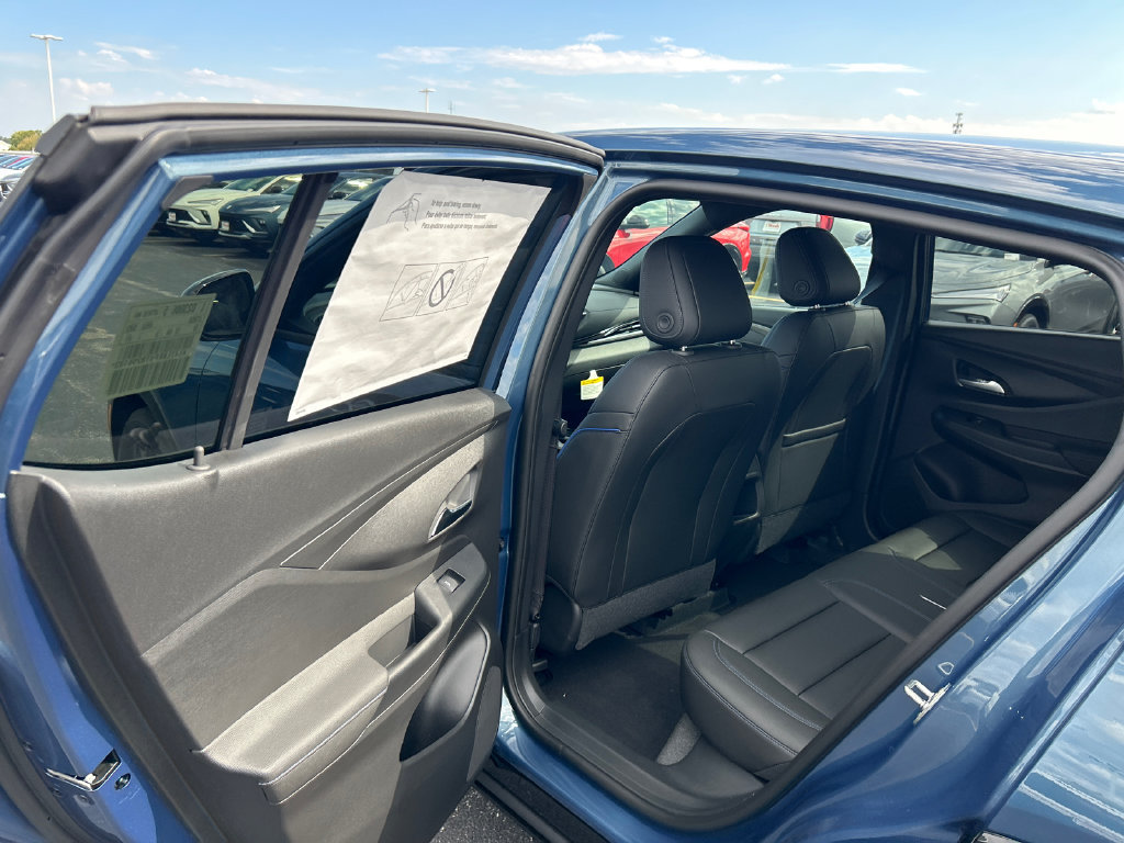 New 2026 Buick Envista Sport Touring w/ Convenience I Package FWD image 33