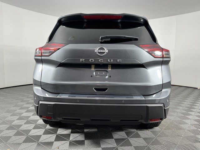 Used 2026 Nissan Rogue SV FWD image 7