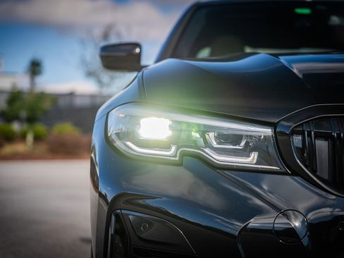 Used 2021 BMW M340i w/ Premium Package image 16