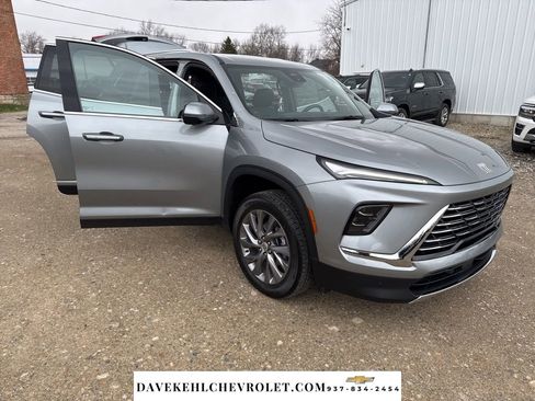 Used 2025 Buick Enclave Preferred w/ Power Package image 36