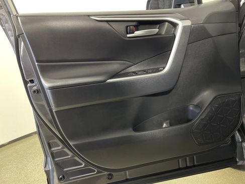 Certified 2025 Toyota RAV4 XLE FWD image 17