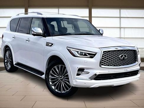 Used 2021 INFINITI QX80 Sensory w/ All-Season Package image 12