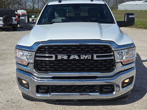 Used 2024 RAM 2500 Big Horn image 8