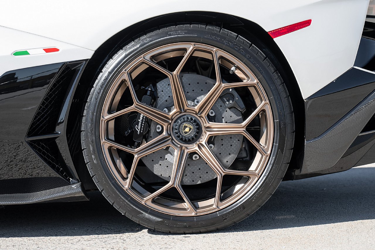 Used 2022 Lamborghini Aventador LP 780-4 Ultimae AWD/4WD image 19