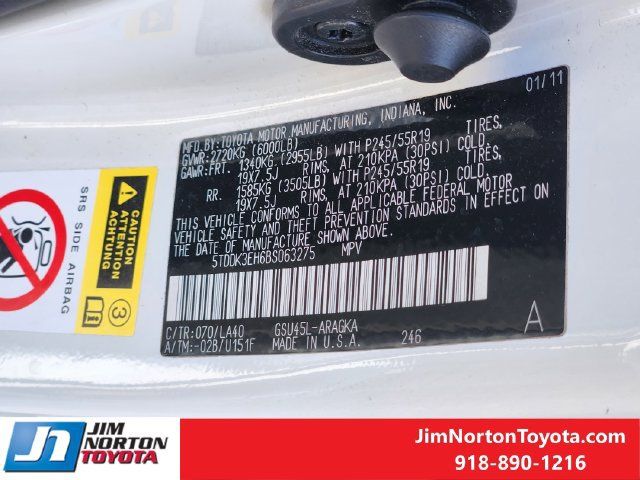 Used 2011 Toyota Highlander Limited w/ Tow Pkg AWD/4WD image 34