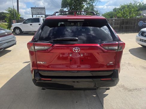 Used 2025 Toyota RAV4 SE AWD/4WD image 7