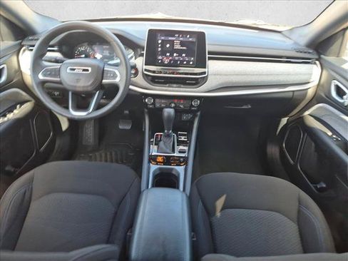Used 2025 Jeep Compass Sport AWD/4WD image 16