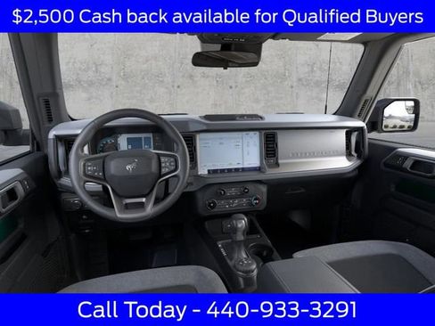 New 2025 Ford Bronco Base image 11