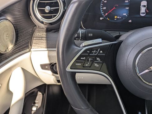 Used 2022 Mercedes-Benz E 350 Sedan image 22