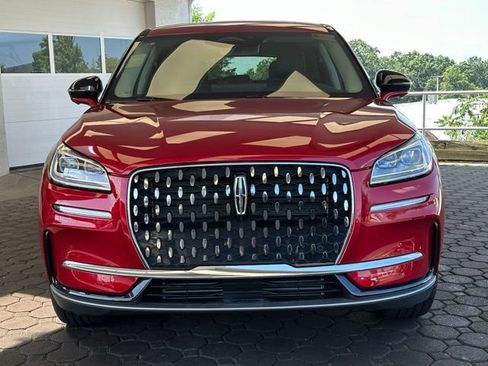 Used 2025 Lincoln Corsair Reserve AWD/4WD image 30