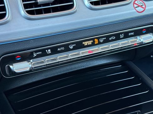 Used 2025 Mercedes-Benz GLE 350 4MATIC image 24