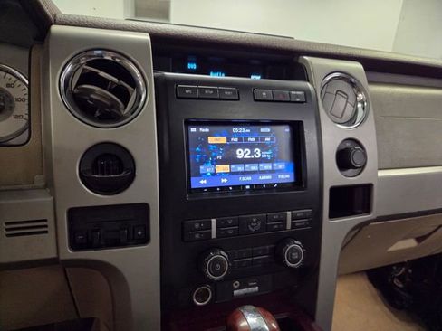 Used 2010 Ford F150 King Ranch image 21