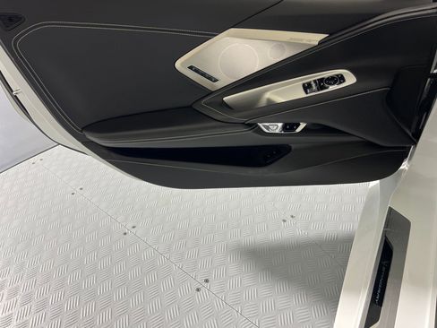 Used 2023 Chevrolet Corvette Stingray Preferred Cpe w/ 2LT image 19