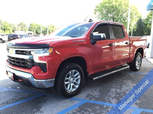Used 2024 Chevrolet Silverado 1500 LT AWD/4WD image 12