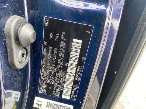 Used 2022 Toyota Sienna XLE w/ XLE Plus Package image 33