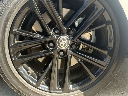 Used 2025 Toyota Camry SE FWD image 10