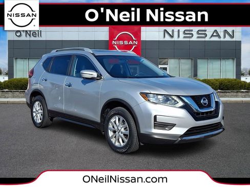 Used 2017 Nissan Rogue SV AWD/4WD image 1