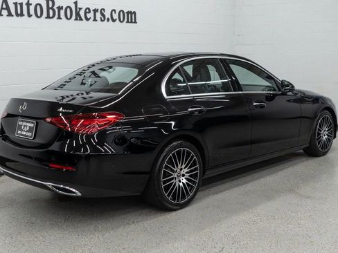 Used 2025 Mercedes-Benz C 300 4MATIC Sedan image 37
