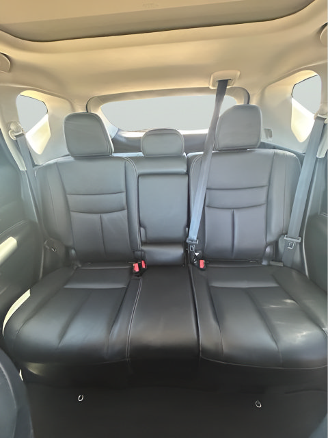 Used 2024 Nissan Murano SV AWD/4WD image 14
