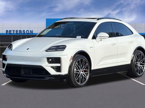 Used 2025 Porsche Macan Turbo Electric AWD/4WD image 8