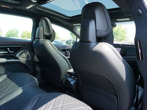 Certified 2023 Mercedes-Benz EQS 580 4MATIC Sedan image 54