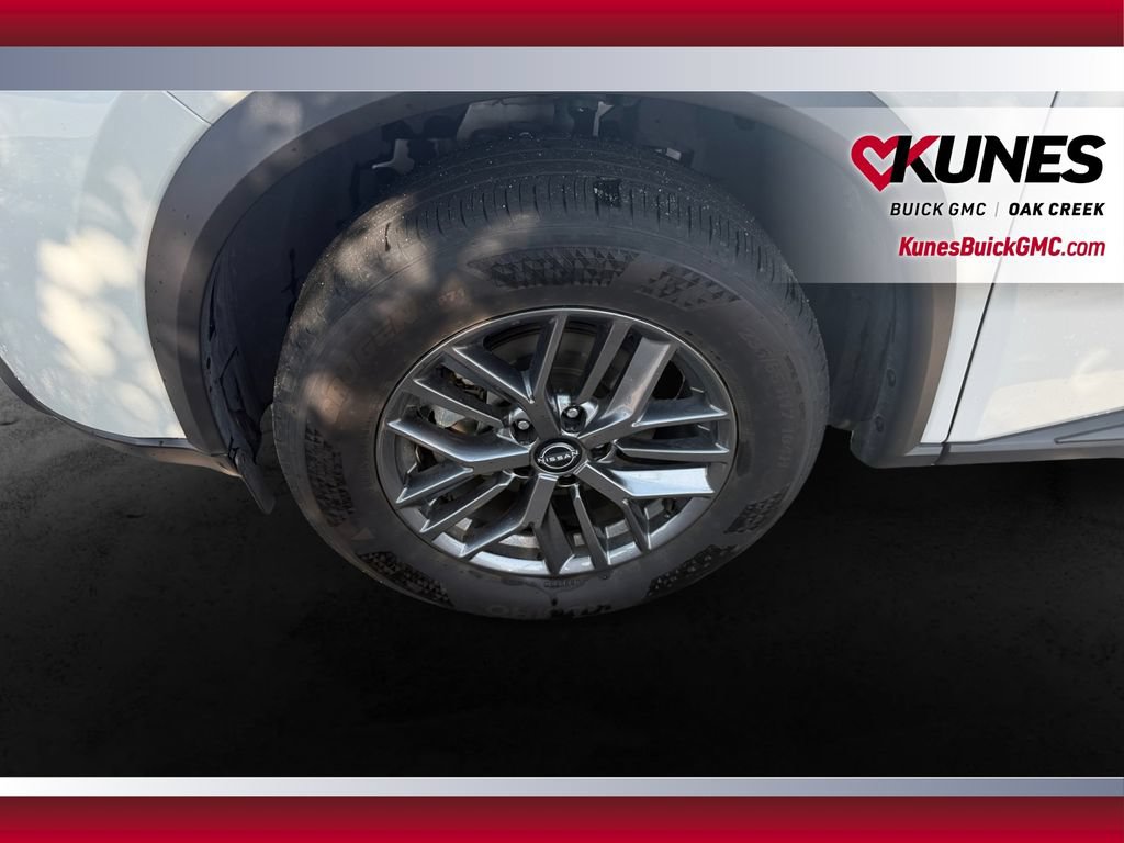 Used 2026 Nissan Rogue SV AWD/4WD image 13