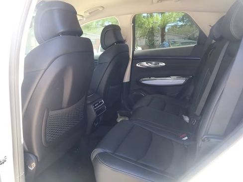 New 2026 Genesis GV70 2.5T AWD/4WD image 21