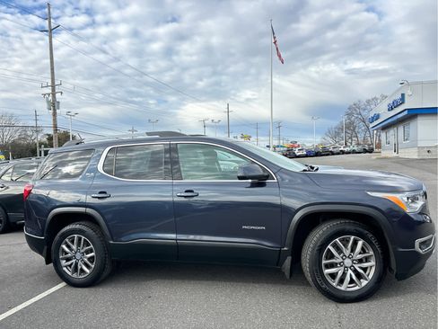 Used 2019 GMC Acadia SLE w/ Driver Alert Package I image 3