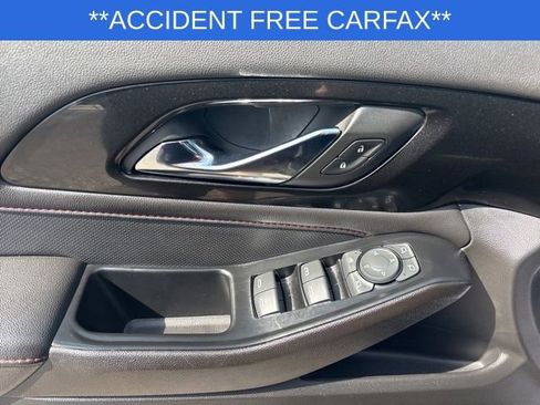 Used 2023 Chevrolet Traverse RS image 28