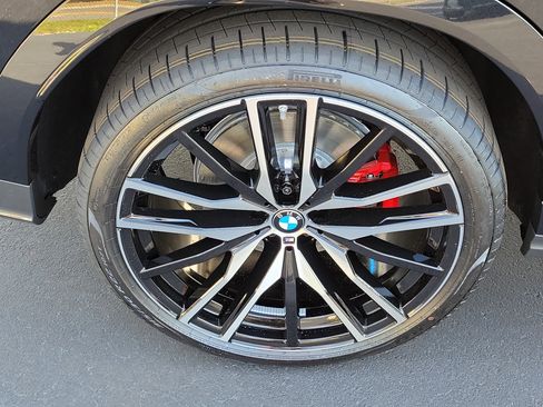 New 2026 BMW X6 xDrive40i w/ Climate Comfort Package image 5