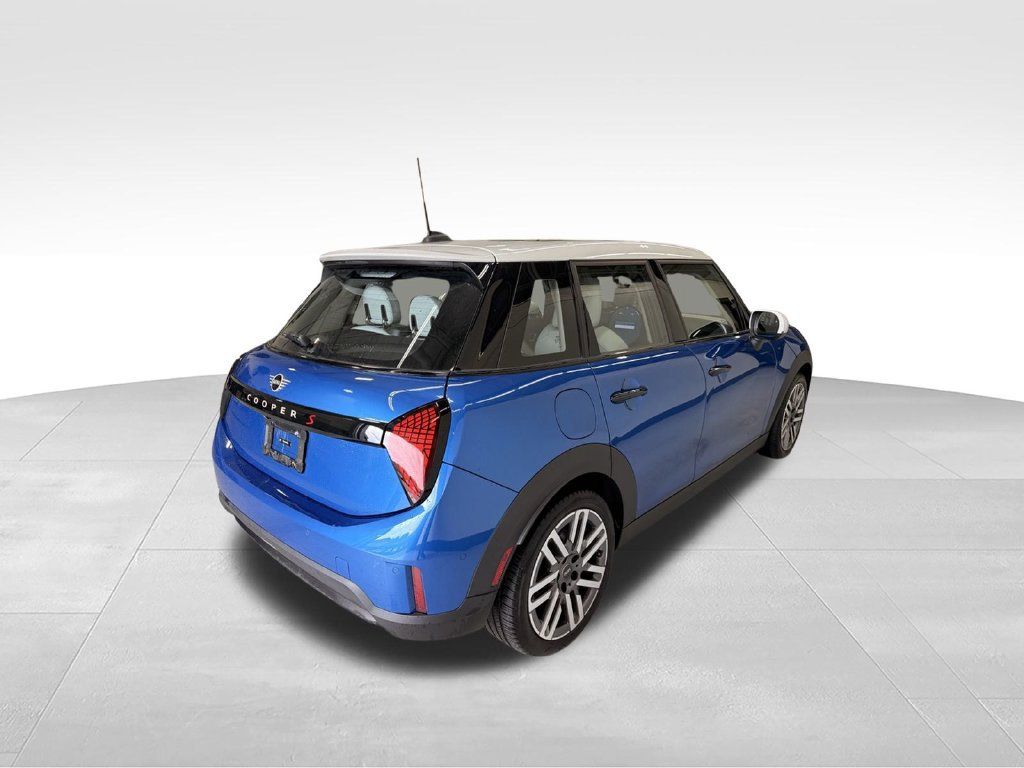 Certified 2025 MINI Cooper S FWD image 6