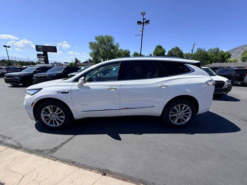 Used 2023 Buick Enclave Avenir w/ Avenir Technology Package AWD/4WD image 7