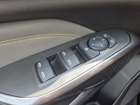 New 2026 Chevrolet Trax ACTIV w/ Driver Confidence Package FWD image 9