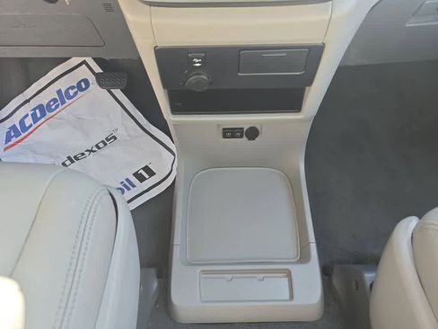 Used 2020 Toyota Sienna L image 14