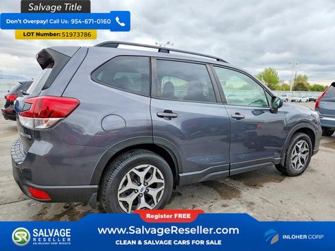 Used 2020 Subaru Forester Premium AWD/4WD image 4