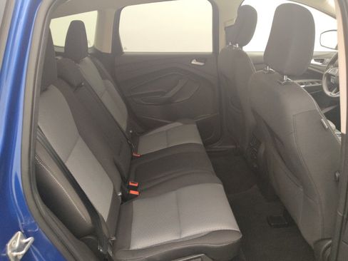 Used 2018 Ford Escape SE w/ Ford Safe & Smart Package FWD image 19