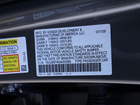 Certified 2025 Acura TLX w/ Technology Package image 21