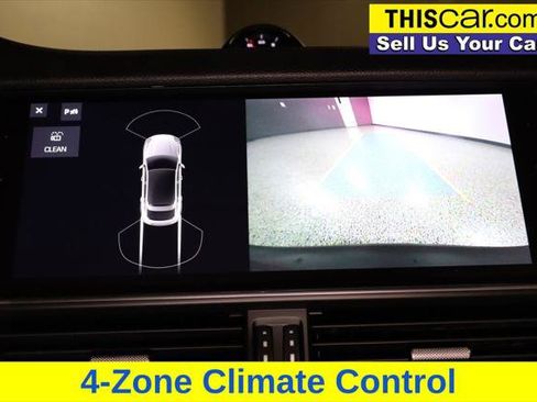 Used 2021 Porsche Cayenne Coupe AWD/4WD image 17
