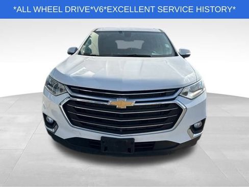 Used 2021 Chevrolet Traverse LT w/ LT Premium Package image 6