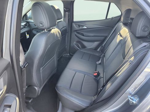 Used 2022 Buick Encore GX Essence w/ Experience Buick Package image 28