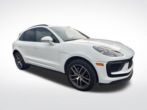 Used 2022 Porsche Macan AWD/4WD image 7