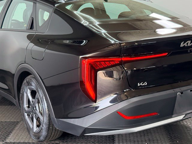 Used 2025 Kia K4 FWD image 8
